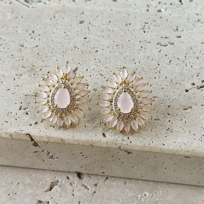 Brinco Gota Cravejada Navete