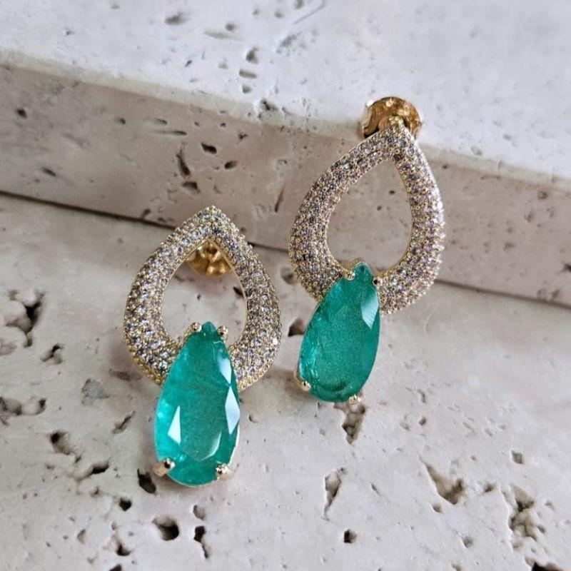 Brinco Gota Cravejada Pedra Turmalina