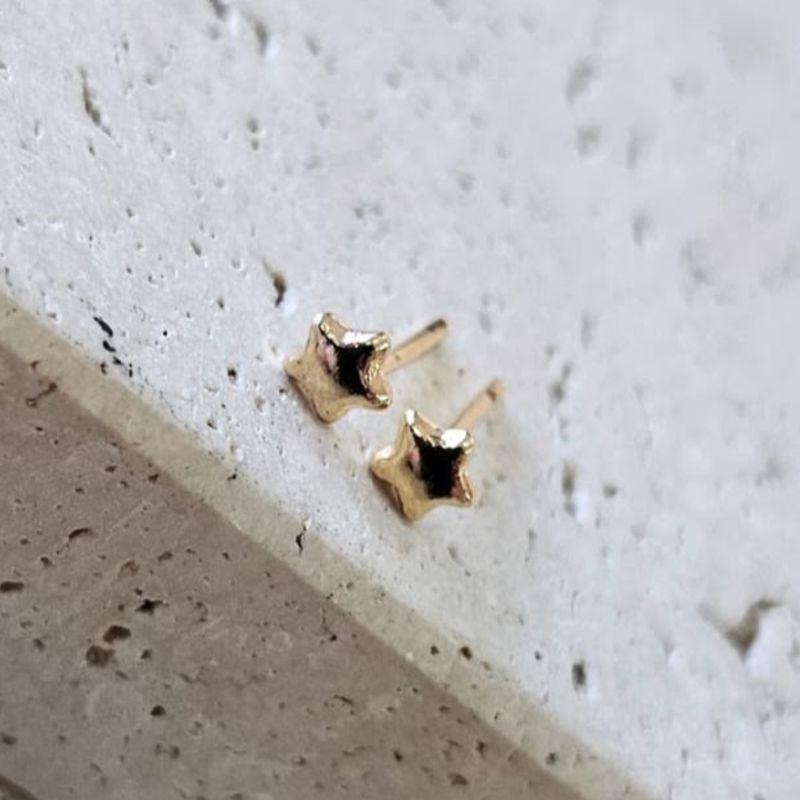 Brinco Solitario Estrela Mini