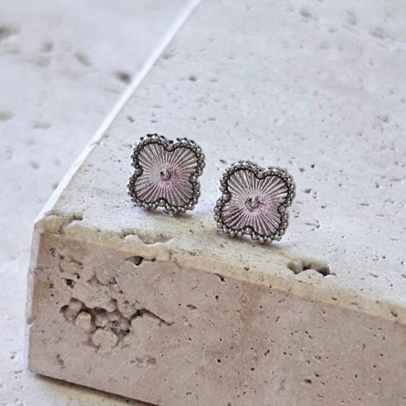 Brinco Van Cleef Peq em Aço Inox