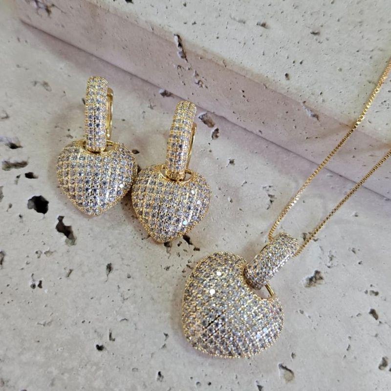 Conjunto Coração Bojudo Cravejado 45cm