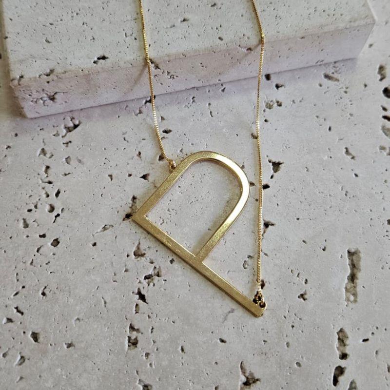 Gargantilha Inicial Inclinada P