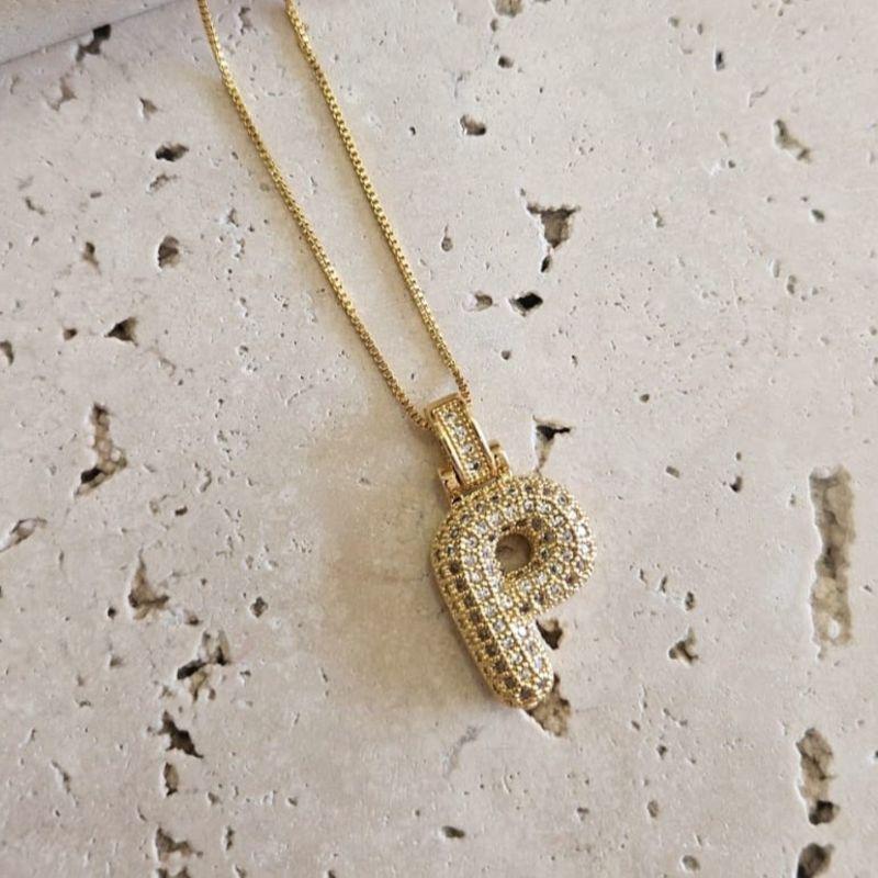 Gargantilha Inicial P Puffer Cravejada 45cm