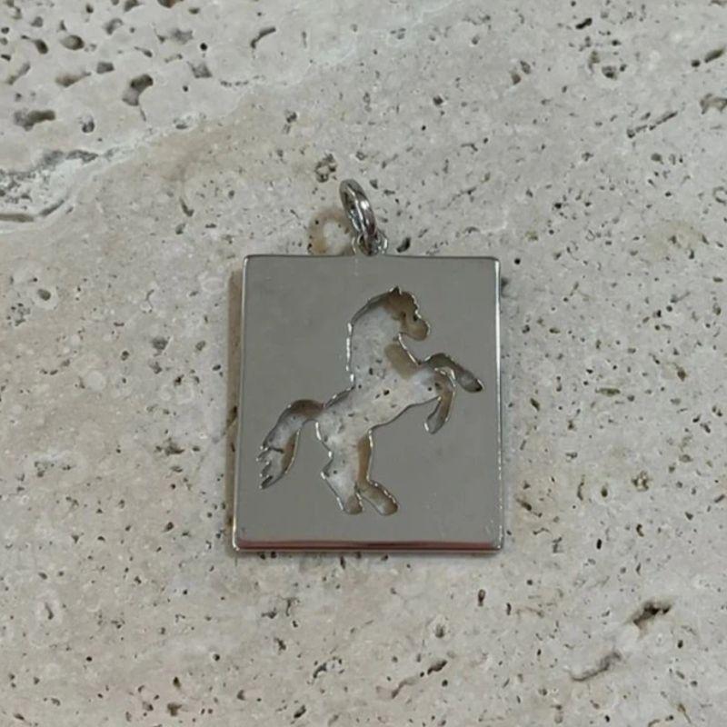 Pingente Placa Cavalo  (2,3x1,9cm)