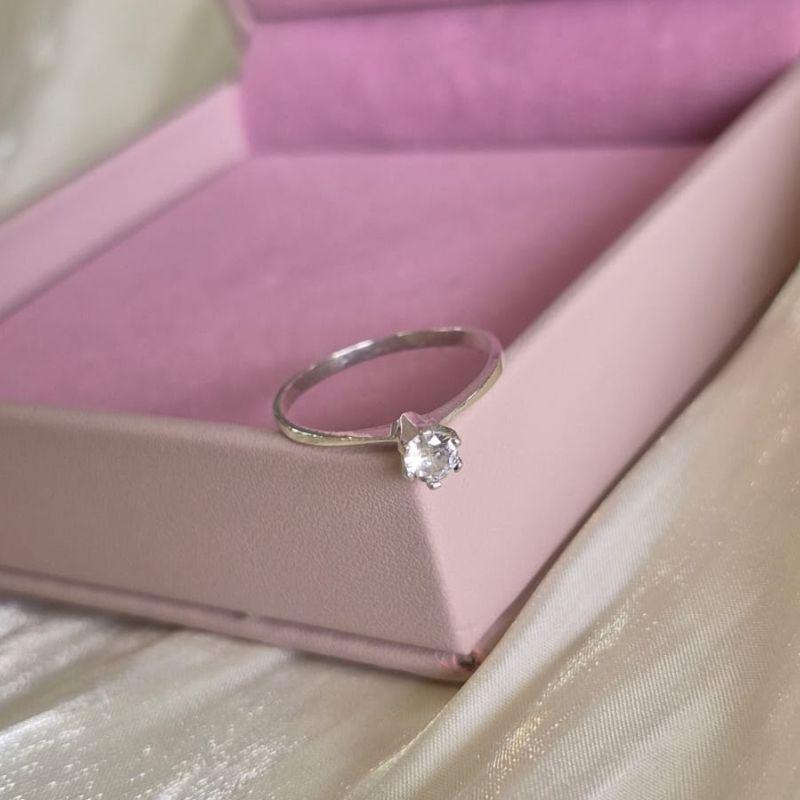 Anel Solitario Caixa Alta Prata N18