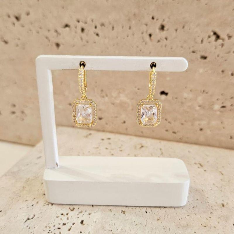 Brinco Argola com Zirconia Retangular Pendurada