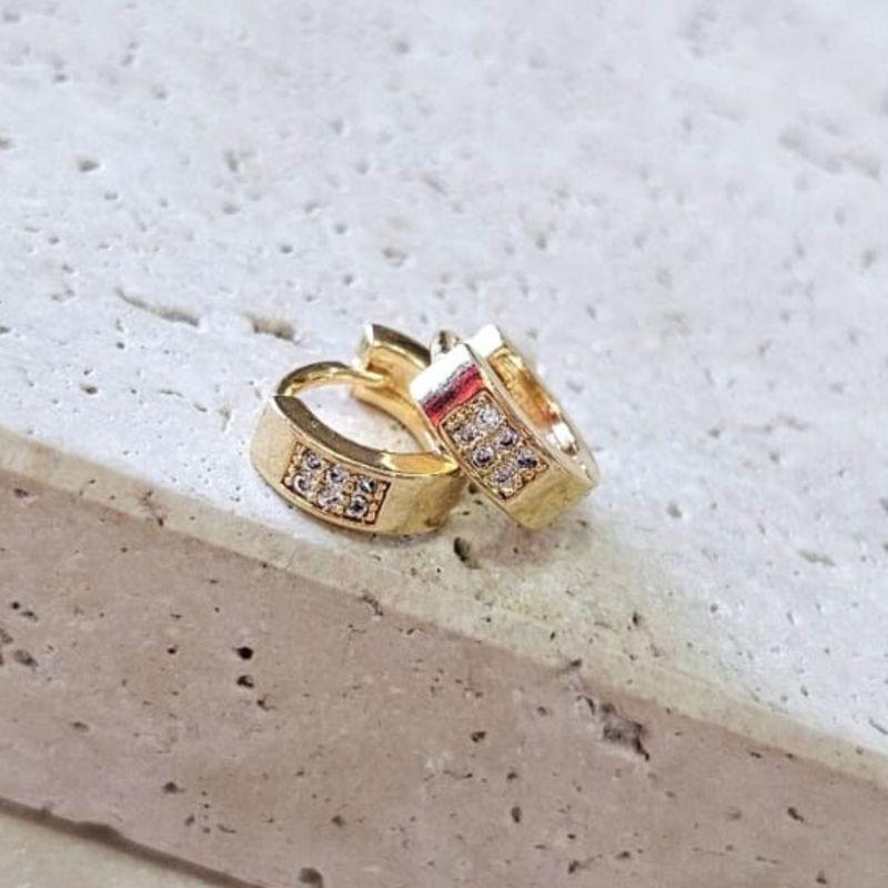 Brinco Argola Cravejada Pequeno