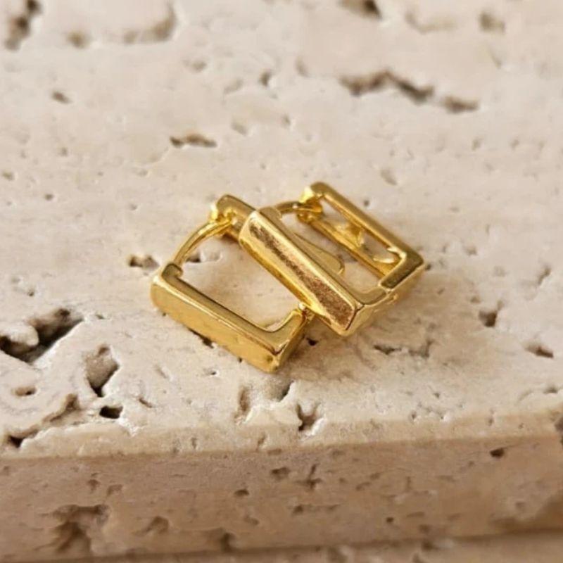 Brinco Argola Quadrada Clic