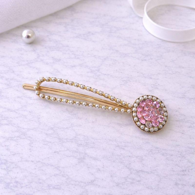 Grampo Perolas e Pedras Rosa
