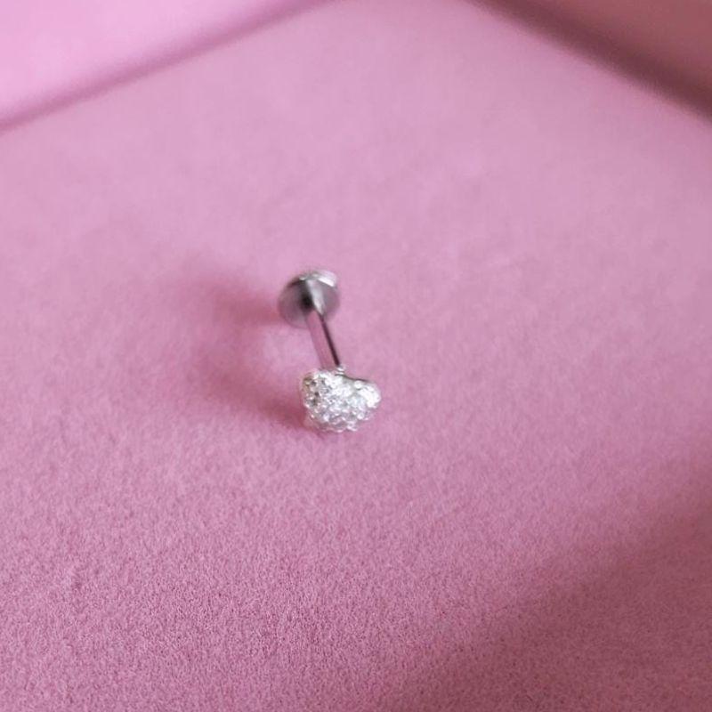 Piercing Coração Cravejado