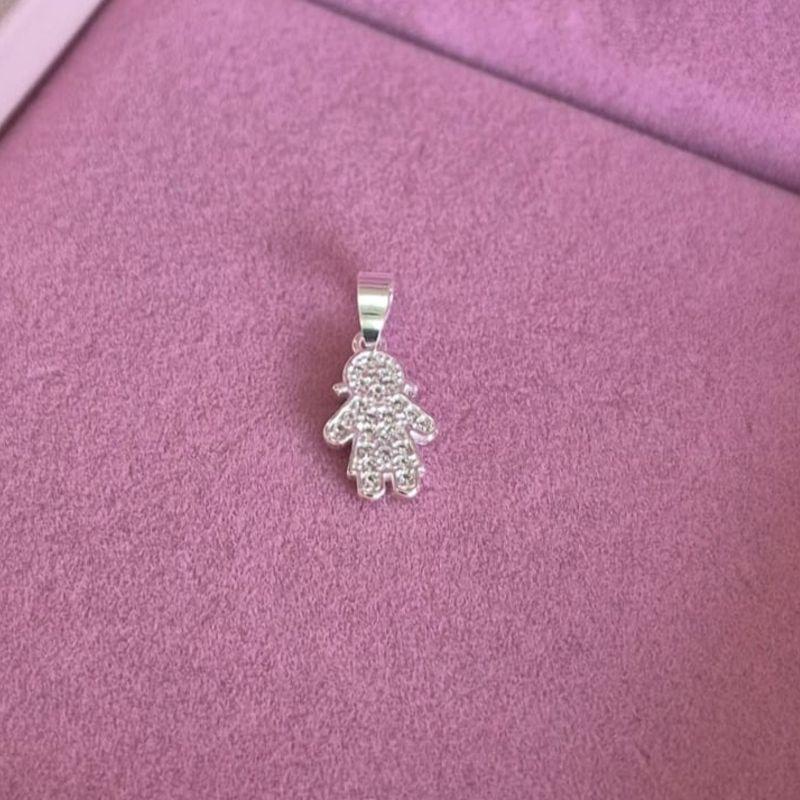 Pingente Menina Cravejada Prata