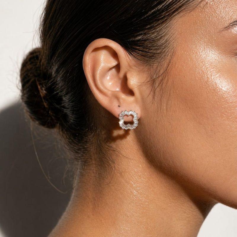 Brinco Van Cleef Navetes Cristal